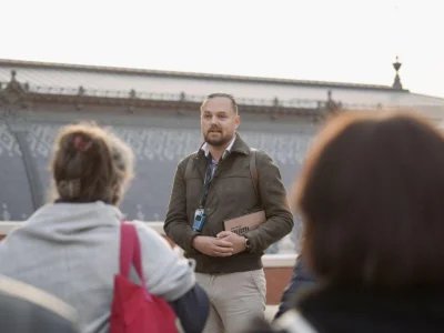 „Művészet és iparosság” – előadások a művészi igényű kézműves mesterségek tárgykörében – konferencia-beszámoló